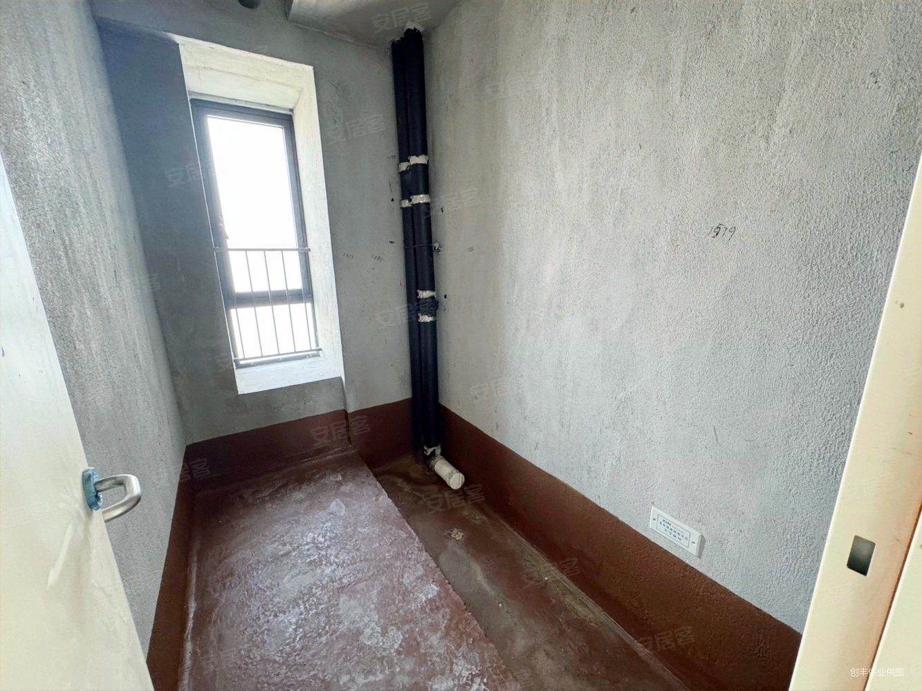 大华铂金悦府3室2厅2卫129.61㎡南北195万