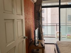 重庆南岸辅仁路康德国会山 1室1厅1卫出租房源真实图片