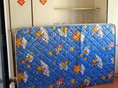 牡丹江爱民儿童公园桥北云杉林小区7楼顶60平老式装修拎包入住必须年付出租房源真实图片