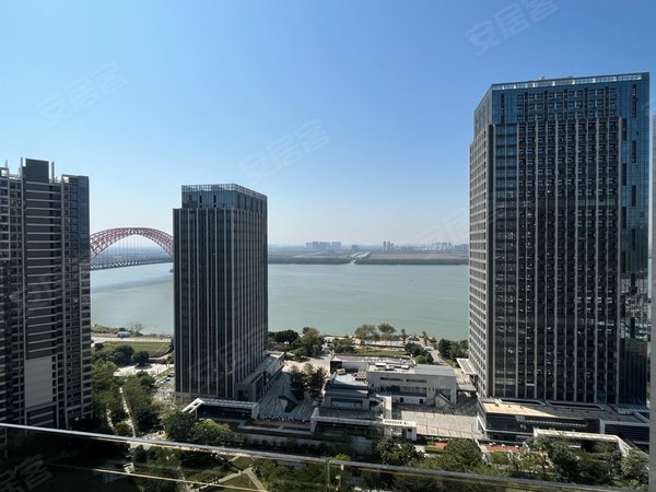 广州南沙南沙湾富力天海湾富力天海湾 捡漏出租 精装三房 一线看海