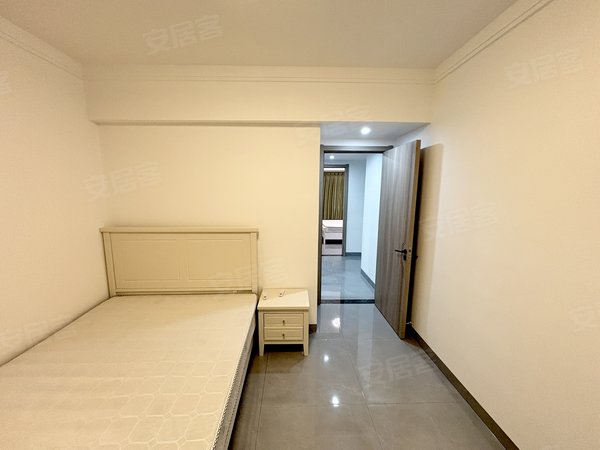 【多图】军悦小区,凤凰路北段租房,荔枝沟路 军悦小区 全新3房2卫