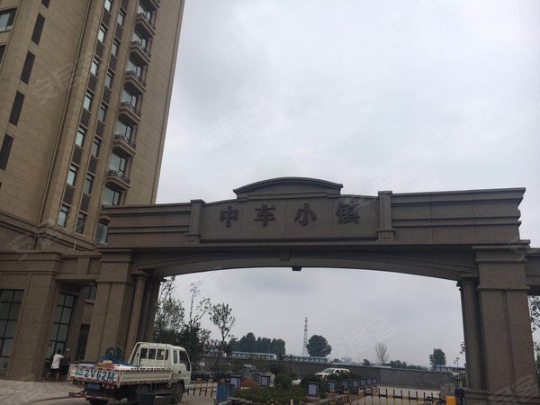 【多图】中车小镇,棘洪滩租房,三台空调!家具家电齐全!拎包入住!