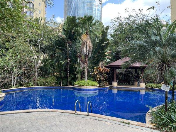 三亚吉阳月川荣德花园月川中路  荣德花园 交通便利 正规1房每月2200