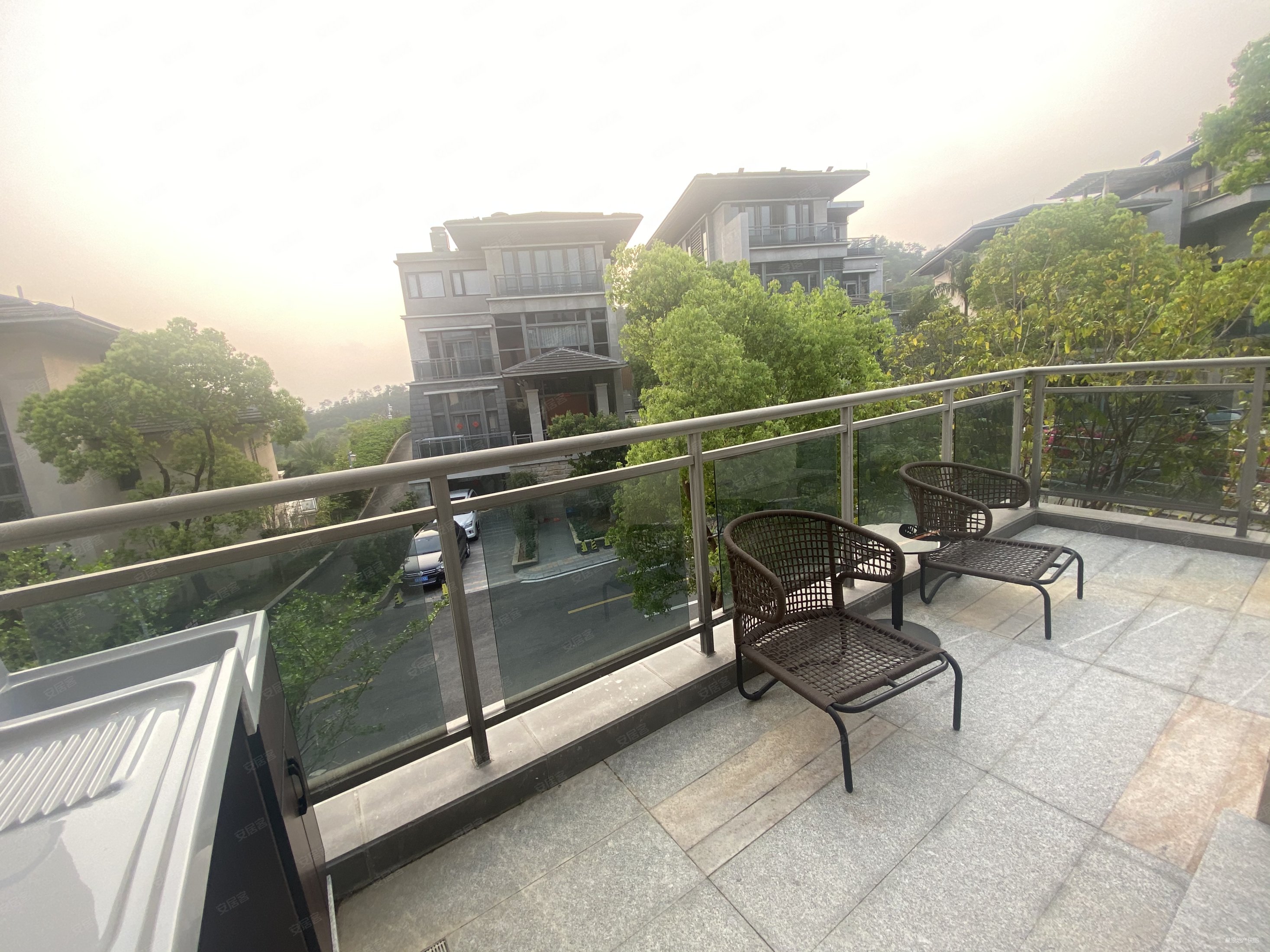 保利桃花源 精装小叠墅 温泉入户 带独立大平台 一梯一户