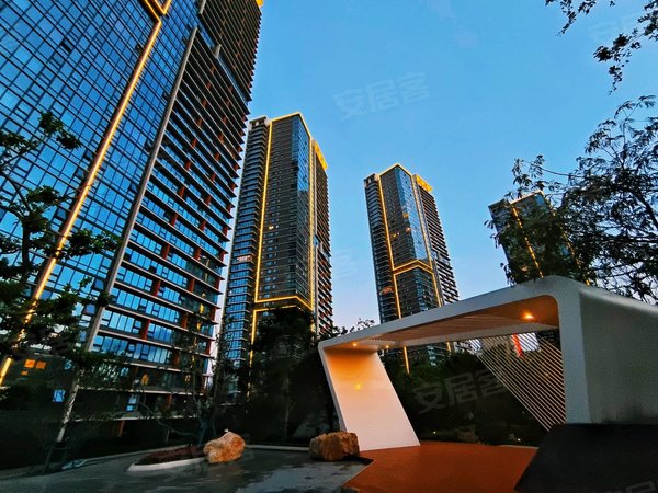 大理大理市洱海国际生态城万科大理拾叁月可月租周租,拎包入住海景