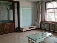 临沂蒙阴新城路吉房出租东蒙小区,主房120平带大车库,三室两厅,带家居家电出租房源真实图片