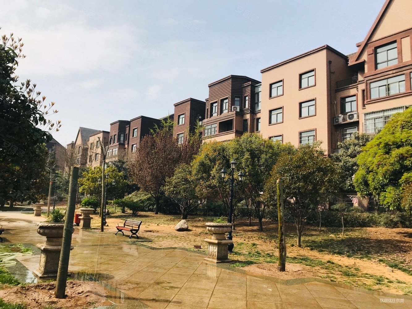 郑州房产网>郑州二手房>新郑二手房>龙湖双湖大道二手房>龙湖御景>