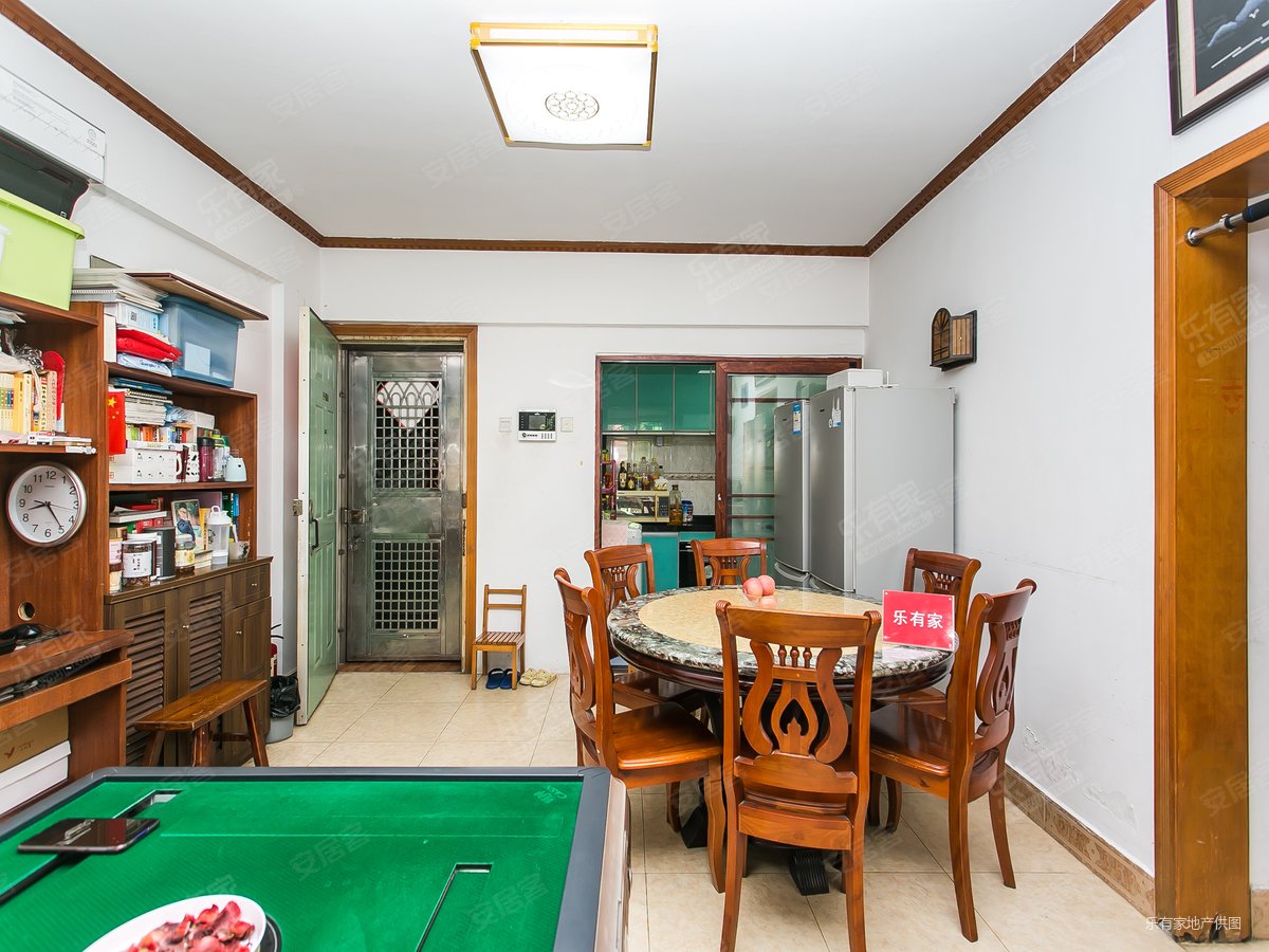 泰华锦绣城2室2厅1卫79.5㎡南北312万