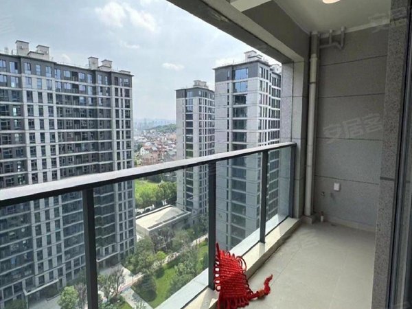 绍兴柯桥安昌钱江彩虹府钱江彩虹府4室2厅2卫 中央空调 随时看房出租