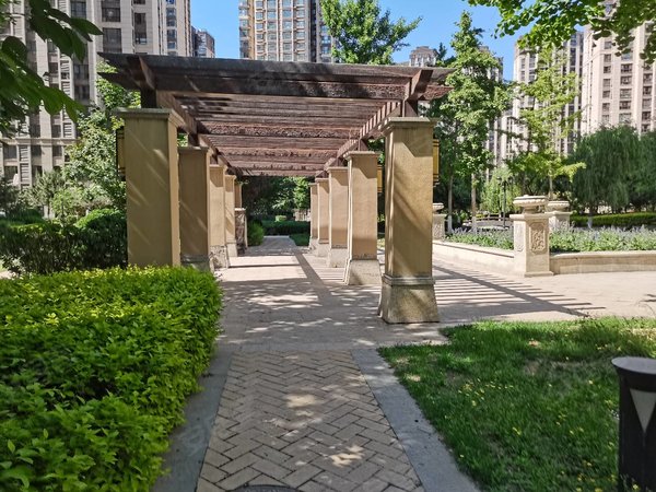 廊坊大厂大厂潮白河开发区福泰花园(西区)影视小镇旁!中茂广场!