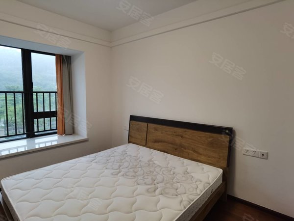 泉州丰泽城东泉州保利城(二期b地块)保利央玺 多套三房 名 牌家具租金