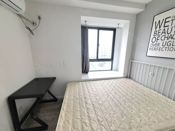 【多图】蟠龙馨苑,徐泾租房,无中介费!民用水电煤!包网!随时看房入住!