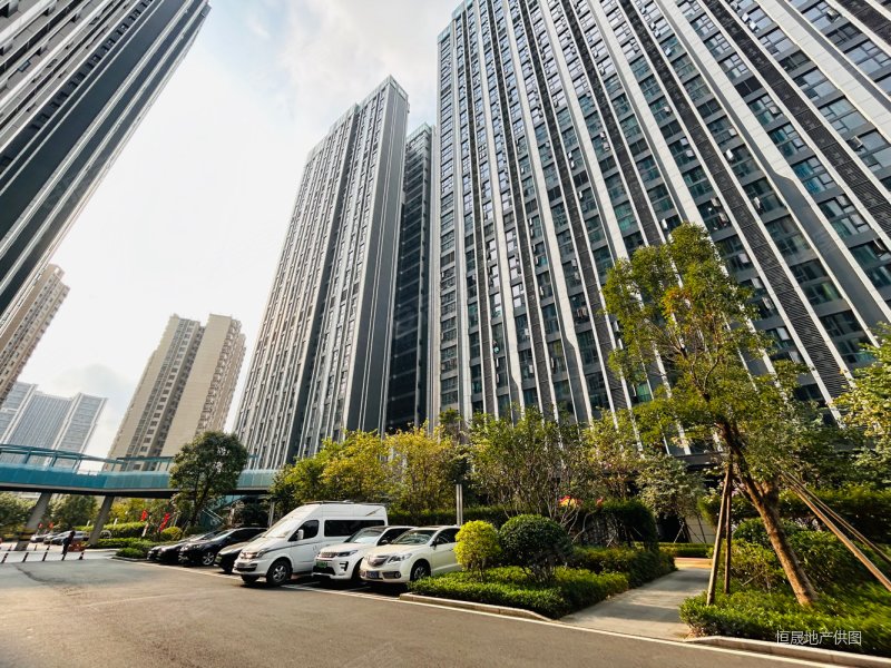 云谷复式公寓出租,拎包入住,民用水电