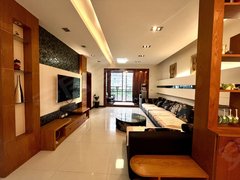 安顺西秀东关新天地美食街，电梯小高层，房子干净家电齐全，拎包入住！出租房源真实图片