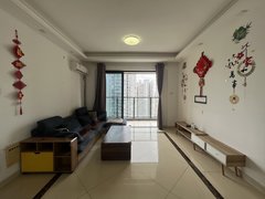 深圳布吉下水径花语馨下水径地铁口 精装四房 家私齐全 南北通 配套好来电看出租房源真实图片