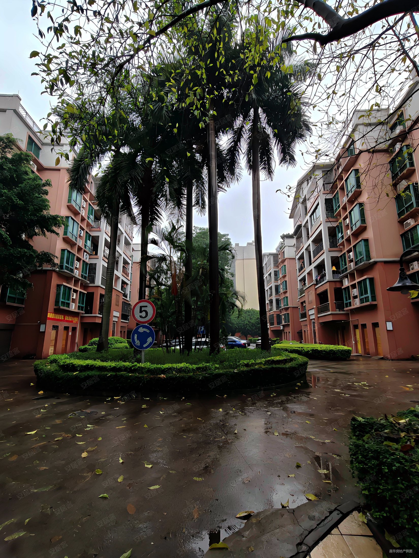 俊景花园100方三房带主套南北通透满五税少随时过户