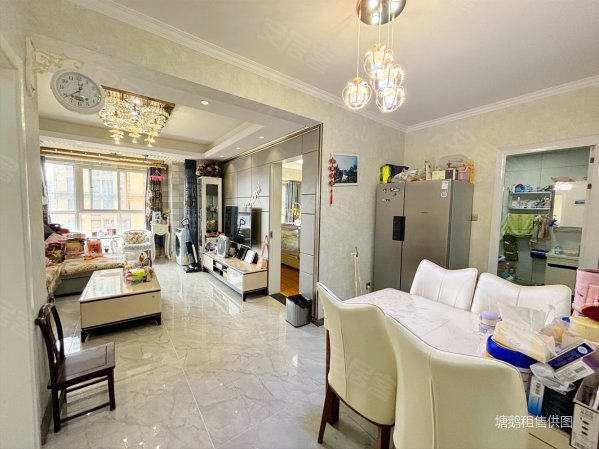 金辉c园2室1厅1卫84.35㎡南北129万