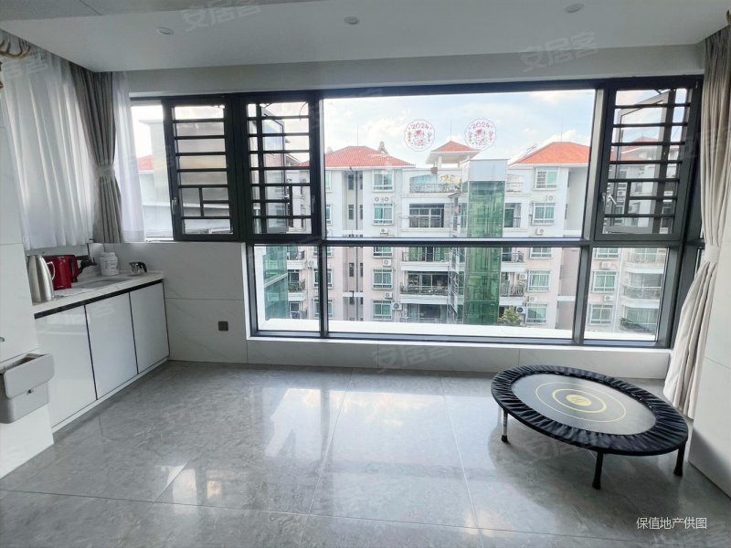 怡康花园 全新装修复式 地铁口万达旁