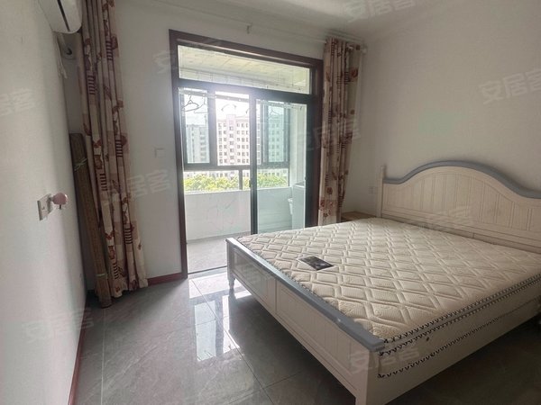 苏州太仓沙溪白云花园白云小区两室精装,好楼层出租房源真实图片