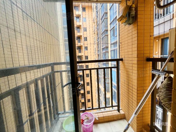 临近深圳光明黄江高速口班芙春天高层看山看黄牛埔水库急售