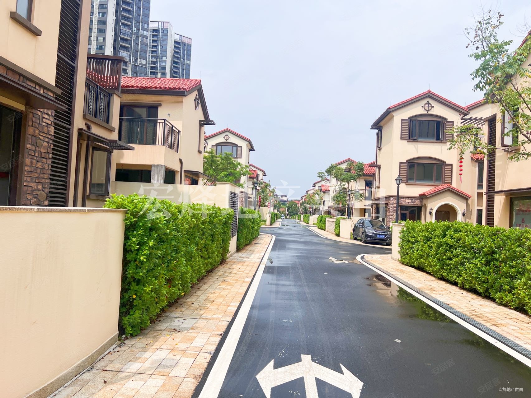 御江南国际社区(别墅)4室3厅3卫185㎡南北200万