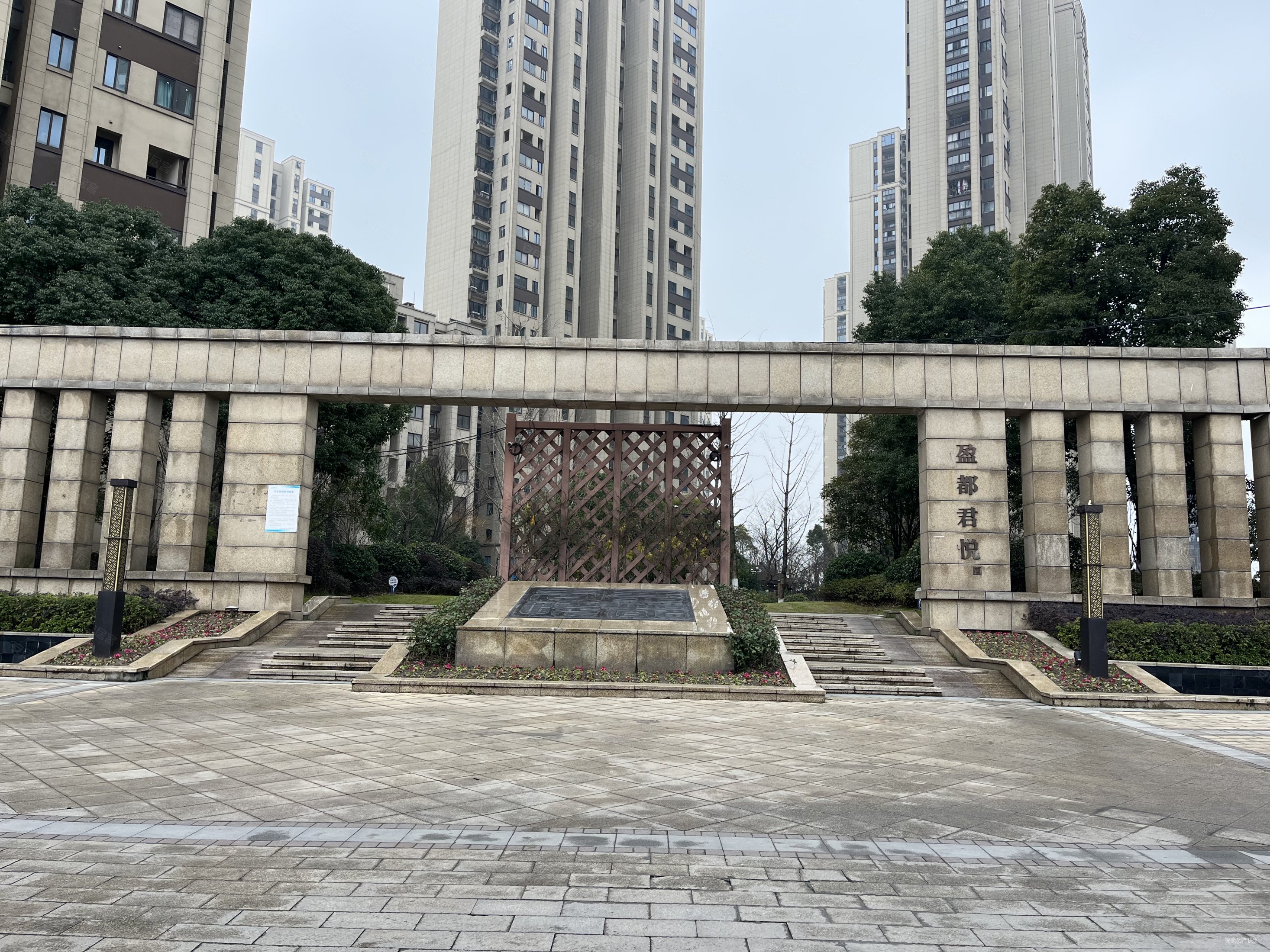 嘉兴房产网>嘉兴二手房>海宁二手房>长安镇二手房>盈都君悦>2933_2200