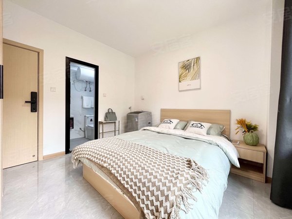 金华浦江县市中心中山南路2-14号楼公寓出租，无中介废，交通便刺，拎包入住，设备齐全，免费停车。出租房源真实图片