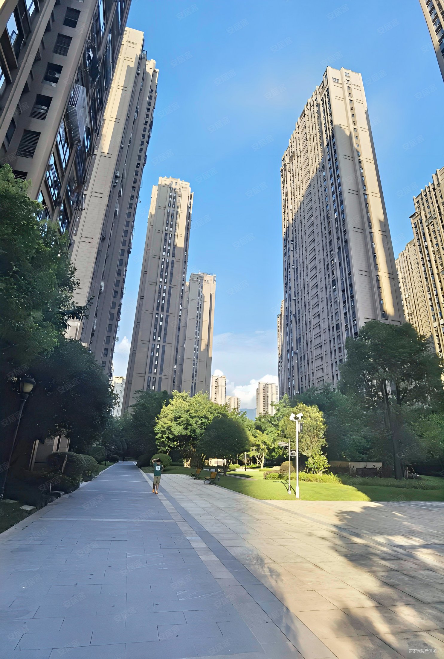 福州东二环泰和苹果直营店换手机后壳安全吗?