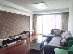 上海浦东新场安广苑(公寓住宅) 3室2厅2卫  精装修130平米出租房源真实图片