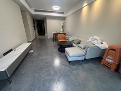 珠海高新区金鼎翠湖香山百合苑三房两卫高性价比房屋出租 看上欢迎前来咨询出租房源真实图片
