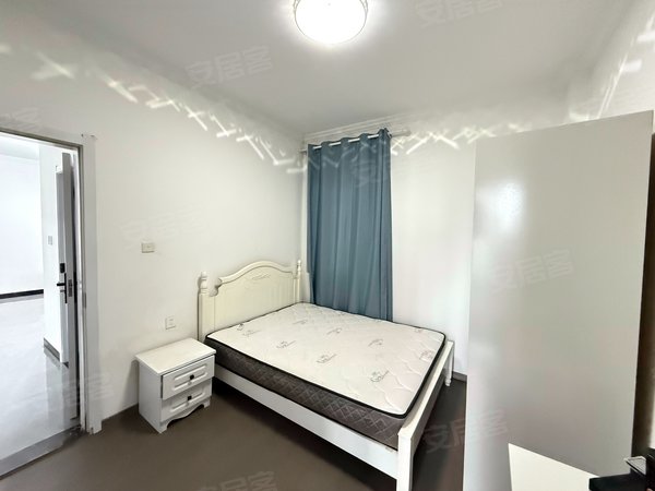 海宁长安镇农发区康桥名园康桥名园精装大2房出租 家电齐全 随时可以看房出租房源真实图片