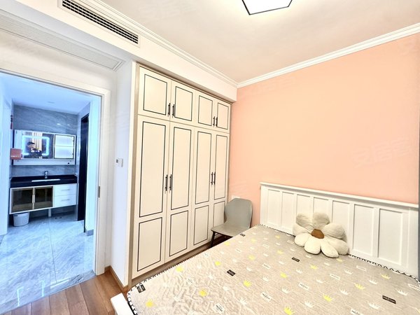 海宁长安镇农发区盈都君悦盈都君悦 自住装修 全屋定制 三室两厅一卫出租房源真实图片