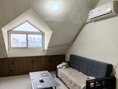 莘县莘亭街道莘亭燕塔附近,电梯阁楼,2室2厅一卫,家具家电齐全拎包入住!出租房源真实图片