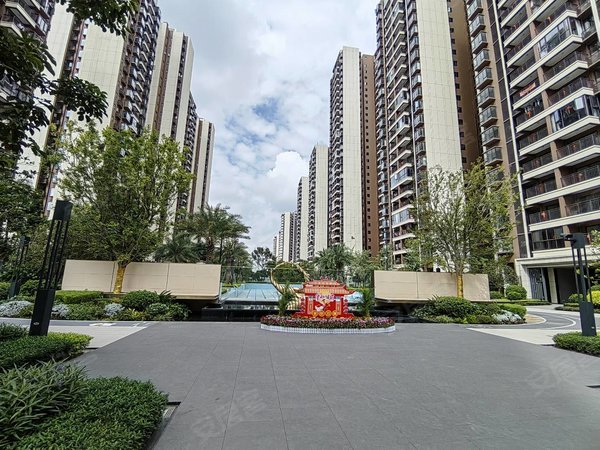 南宁良庆良庆周边万科金域国际五象万科金域国际精装三房首租配齐拎包