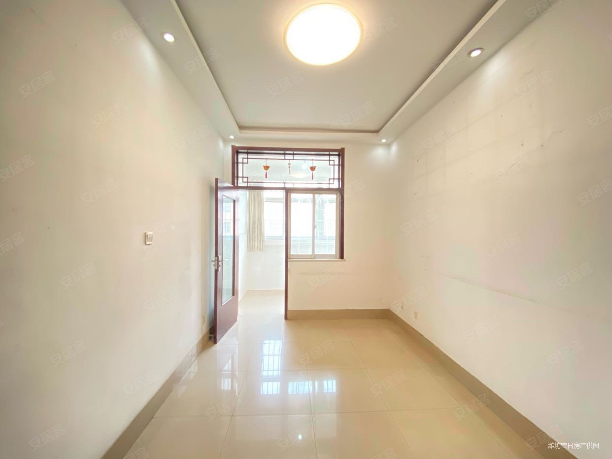 龙苑新村(南区)|黄山路6636号3室2厅2卫143平方米