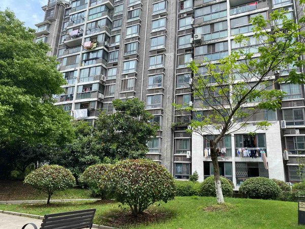 苏州吴中城南越湖名邸越湖名邸 2室2厅1卫 配套齐全 电梯房 南北通透