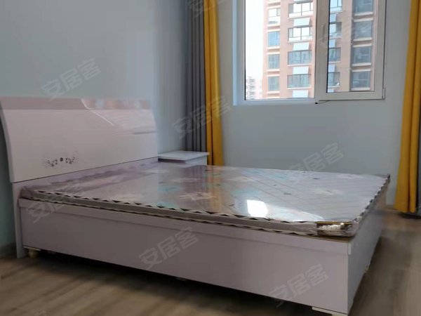 邢台桥东天一城德诚花园B区急租 手慢无 德诚花园 七里河旁拎包入住精装修,随时看房。出租房源真实图片