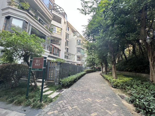 广州白云同和山水庭苑山水庭苑 精装修 电梯房 等您来看南湖出租房源