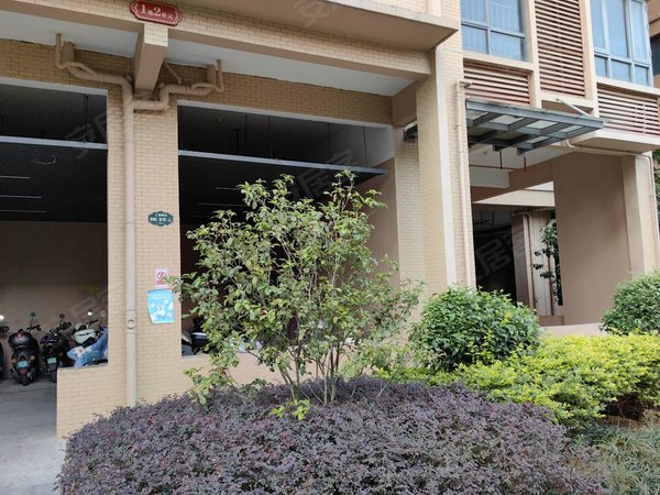 南宁兴宁东沟岭汇豪国际东沟岭 汇豪国际 精装三房两厅两卫配套齐全