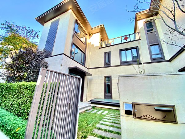 昆明西山滇池路片区金地云海一号泊海(别墅)滇池度假区合院空房出租