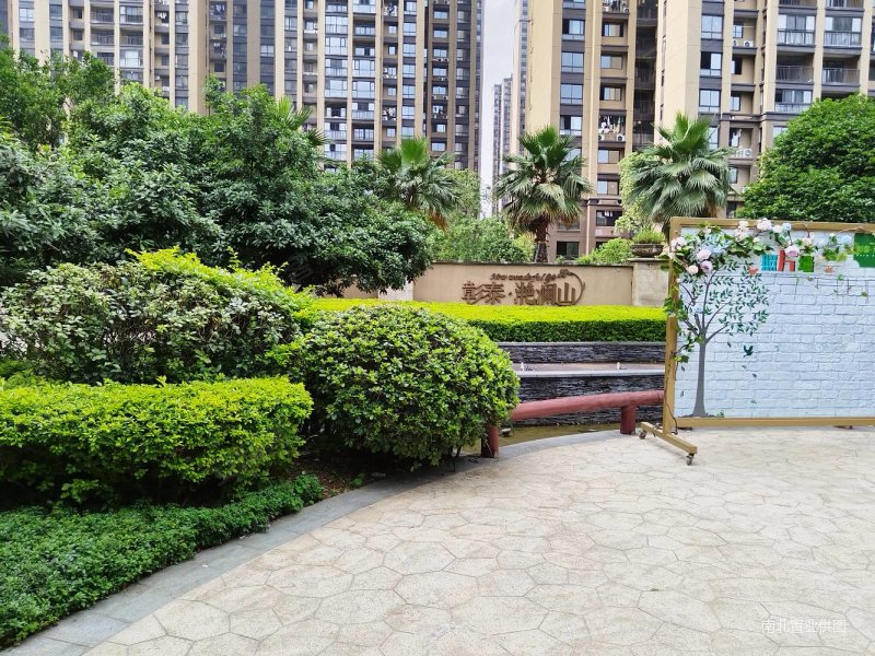 桂林房产网>桂林二手房>临桂二手房>榕山二手房>彰泰滟澜山>800_600