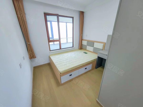 济南历城张马屯锦悦府锦悦府精装三室两厅两卫带车位紧邻万虹广场工业