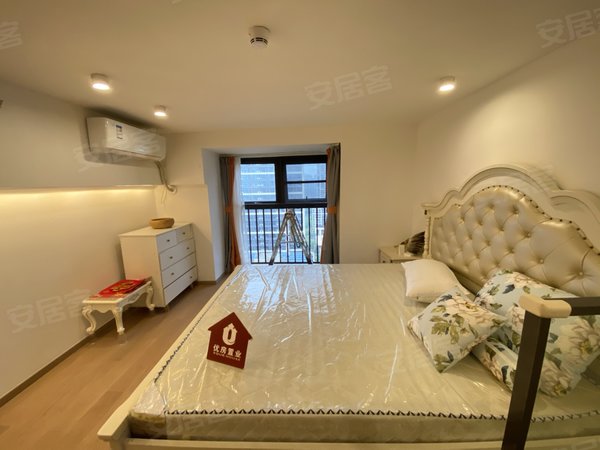 无锡滨湖华庄中海凤凰熙岸(商住楼)中海凤凰精装复式公寓.