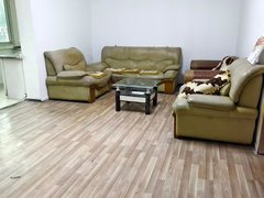 安顺西秀两可间武当山 客运站对面 近虹山湖 家电齐全 步梯3楼 随时看房出租房源真实图片