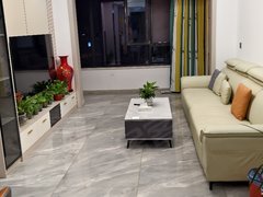 海西格尔木城区市中心碧桂园小区  三室两厅两卫 新装修 家具家电齐全出租房源真实图片