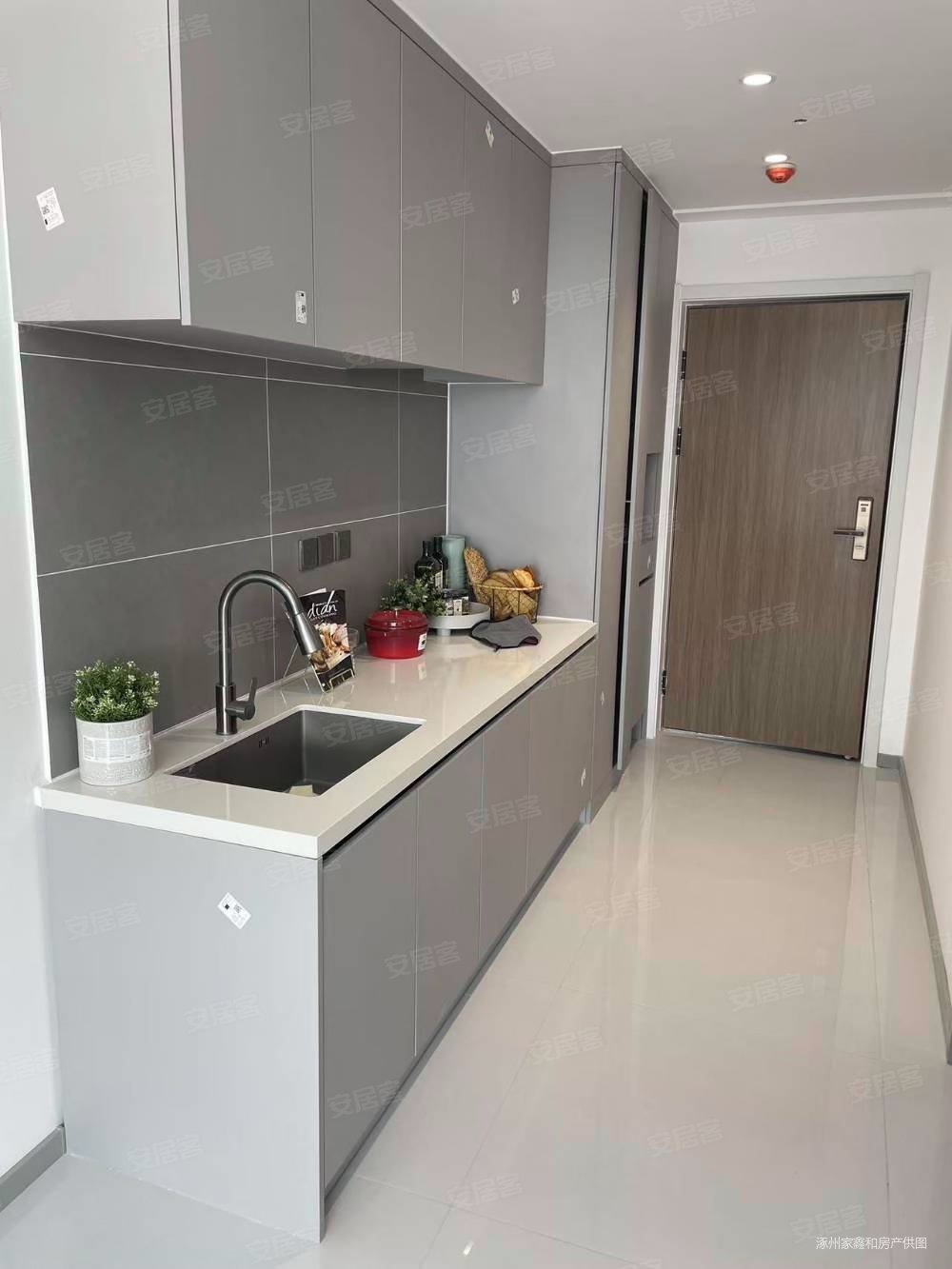 万科城际之光1室1厅1卫51㎡南21万