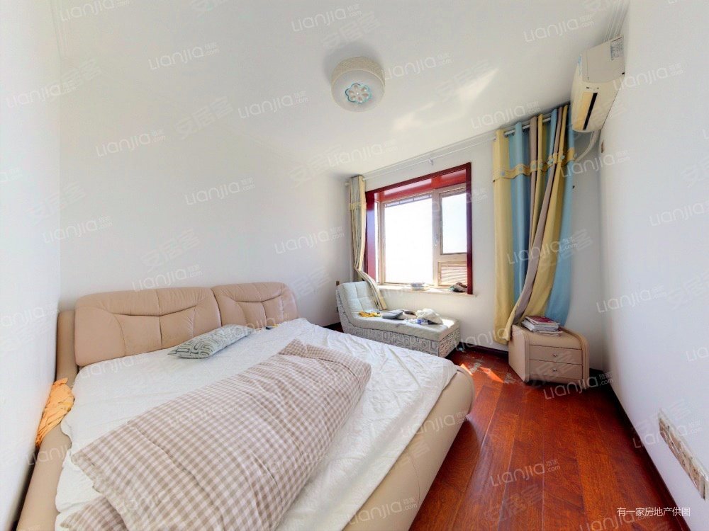 海尔山海湾3室2厅1卫130.5㎡南北120万