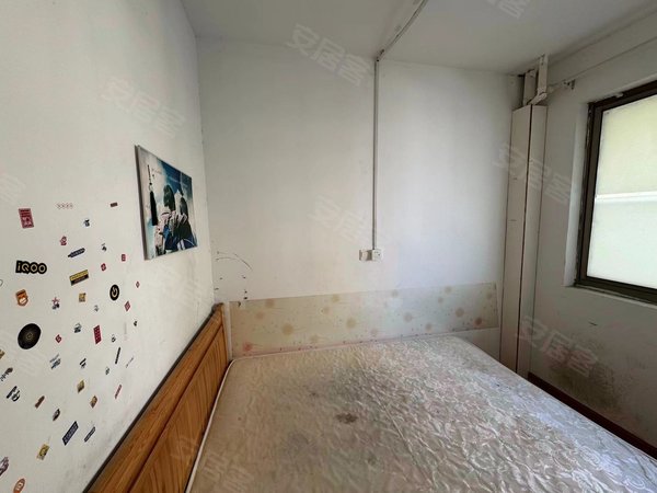 卓锦兰香华腾辅佐旁近三里桥精装单间出租家电齐全拎包住,吴江租房