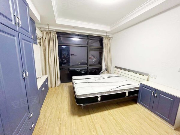 苏州吴江太湖新城菁英公寓(吴江)电梯公寓  真实图片 菁英公寓朝南