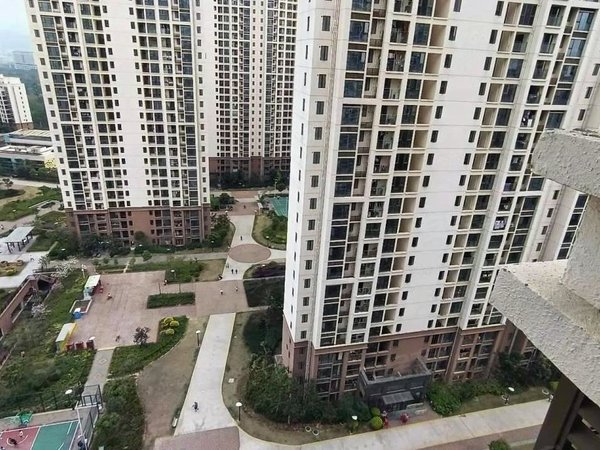 深圳坪山坑梓亚迪三村整租,新出亚迪三村114平方居家装修设备齐全看房